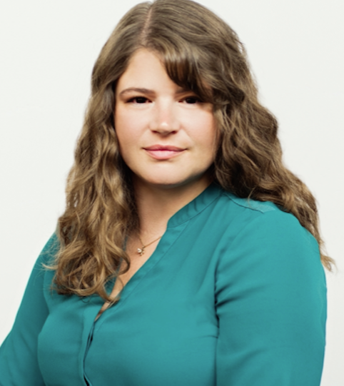 Julie Euber.png